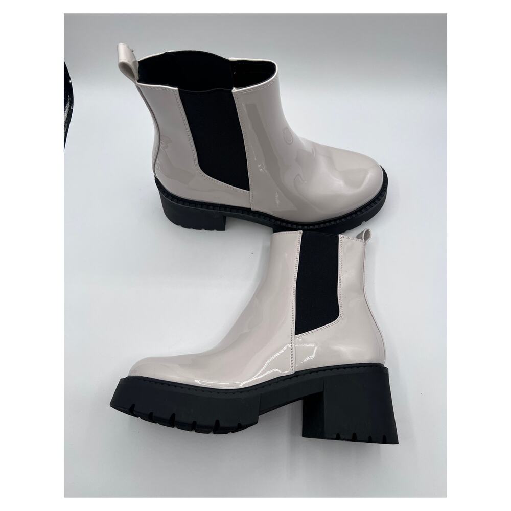 MADDEN GIRL TRUST LUG-SOLE CHELSEA BOOTIES BONE OFF WHITE PATENT WOMENS 9.5M NEW - Picture 10 of 13